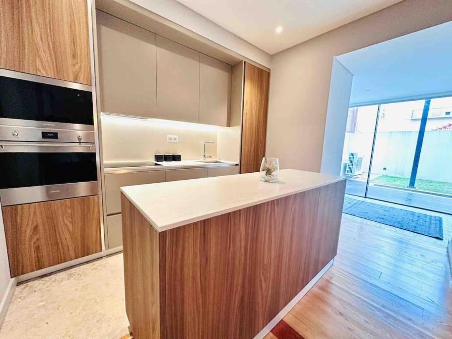 Lisbon Marques De Pombal Top Flat Great Locations City Center B Bagian luar foto