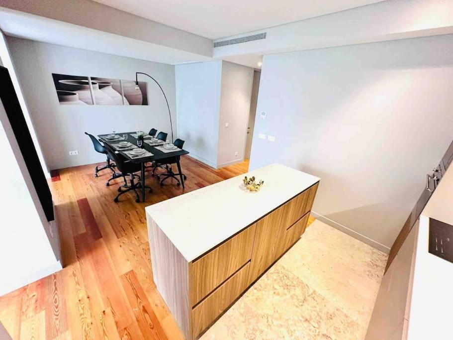 Lisbon Marques De Pombal Top Flat Great Locations City Center B Bagian luar foto
